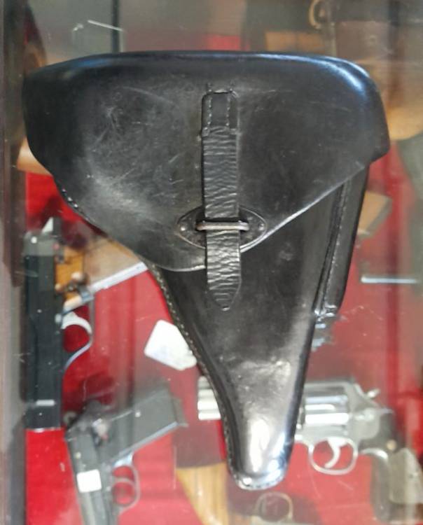 WH FONDINA WALTHER P.38 A BAULETTO ‘P.38 gxy 43 WaA 706’.