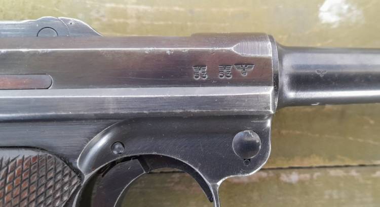 PISTOLA LUGER P.08 ‘42 1939’ Cal. 9x21.