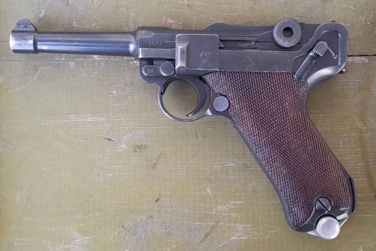 PISTOLA LUGER P.08 S/42 1938 Cal. 9x21.