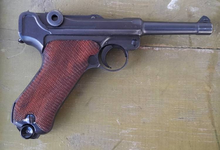 PISTOLA LUGER P.08 S/42 1936.