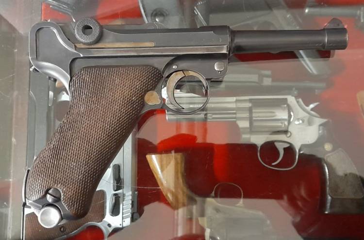 PISTOLA LUGER P.08 S/42 1936 (1)