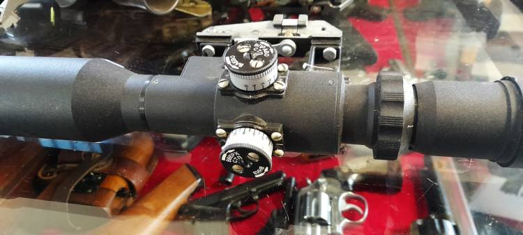 OTTICA PER SVD ‘PSPU 4-10x42’. Grafite.