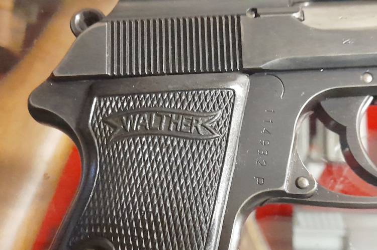 PISTOLA WALTHER PP ZELLA MEHLIS R.F.V. N Coronata Cal. 7,65 Br. + FONDINA