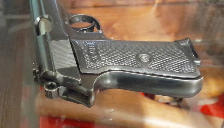 PISTOLA WALTHER PP ZELLA MEHLIS R.F.V. N Coronata Cal. 7,65 Br. + FONDINA