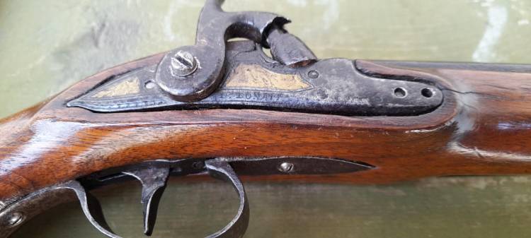 PISTOLA Kentucky a Pietra trasf. Luminello. Canna 3 ordini. īD.DONATSī Sec. XVIII-XIX.