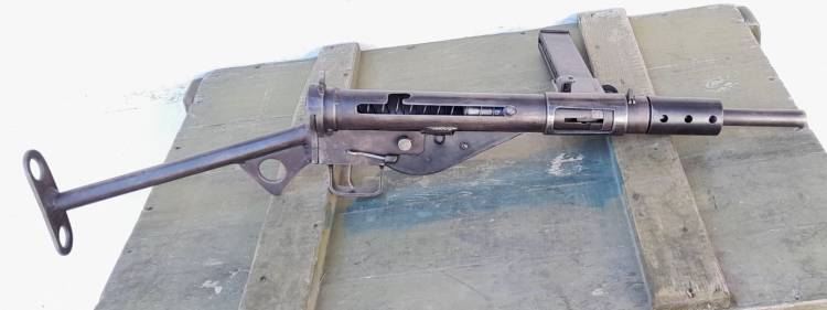 GB STEN MKII (7)