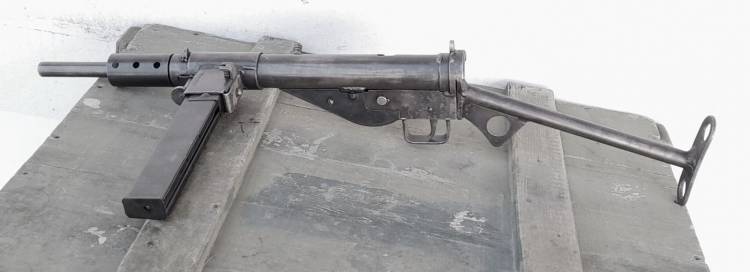 GB STEN MKII (7)