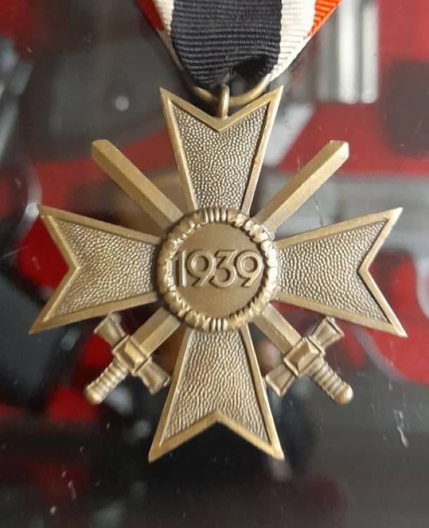 CROCE AL MERITO CON SPADE II CL. (KriegsVerndienstKreuz mit Schwertern) (5)