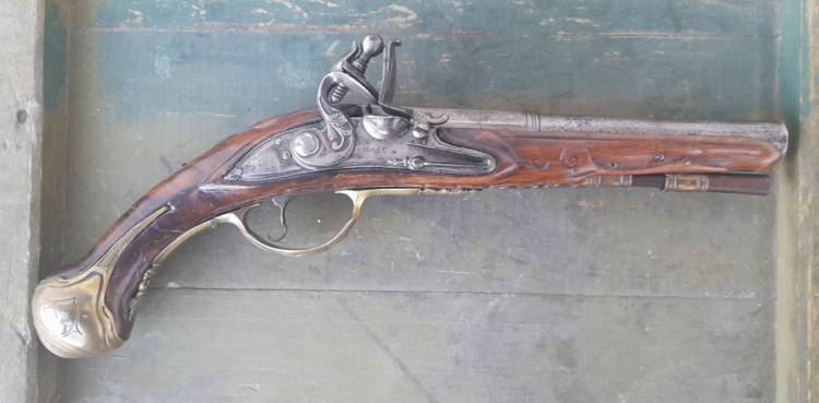PISTOLA A PIETRA BRESCIANA, FIRMATA ‘NASE’. Cm. 29. SEC. XVIII.