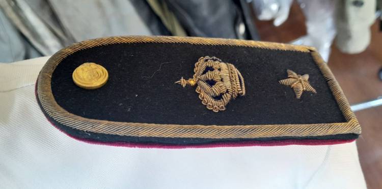 RM UNIFORME Bianca Estiva M.1903 Cap. di Vascello Spec. Genio.