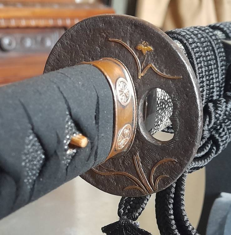 K.002 KATANA (Edo ca. 1640-1690), Hamon Suguha, Mei Fujiwara Tadahiro.