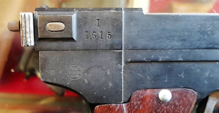 PISTOLA GLISENTI M.1910 (I-1615). Cal. 9 Glisenti.