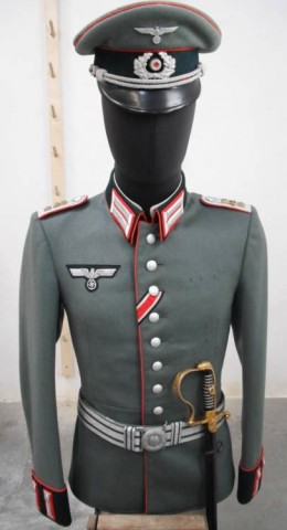 I - MILITARIA STORICA -  - LOTTO UFFICIALE WH DA PARATA