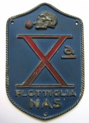 I - MILITARIA STORICA -  - RSI   SCUDETTO DA BRACCIO DELLA X^ FLOTTIGLIA MAS (Rosa corta)