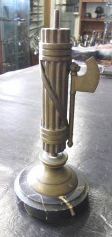 I - MILITARIA STORICA -  - FASCIO LITTORIO IN OTTONE ANNI �30 �  Alt. cm. 23.