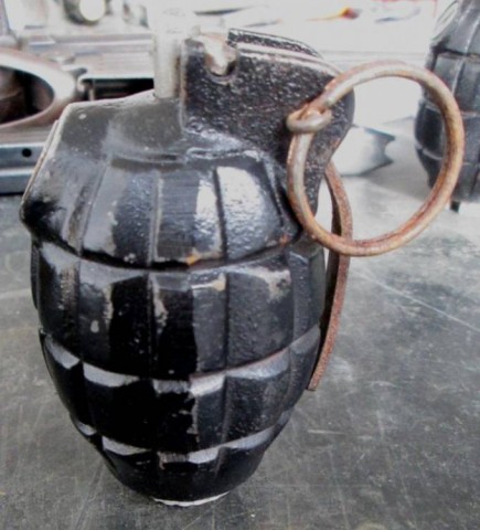 F - ARMI DISATTIVATE -  - GB  BOMBA MILLS N�36 M MKI 1943 (1)