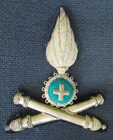 I - MILITARIA STORICA -  - FREGIO  UFF. ART. SCUOLA  TRUPPE INDIGENE  AOI .