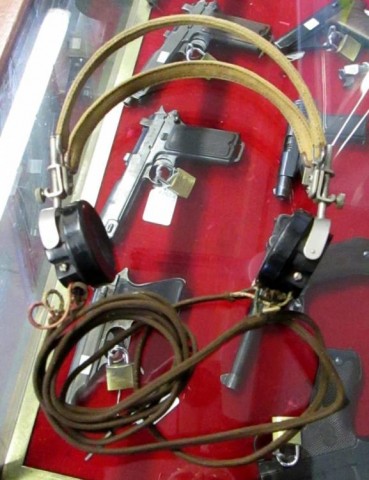 I - MILITARIA STORICA -  - US  CUFFIE DA AEROFONISTA �UTAH�.