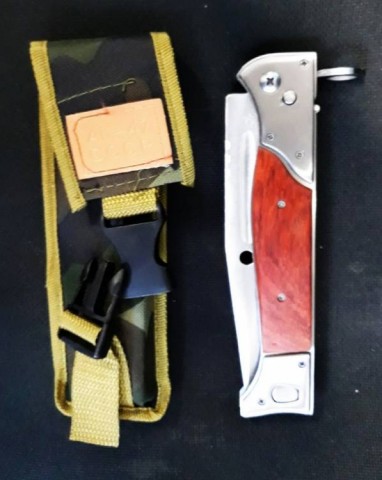 D - ARMI BIANCHE -  - BAIONETTA PIEGHEVOLE  �AK.47  CCCP�  MOD. LUNGO (34 cm.).