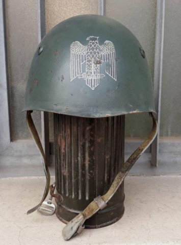 I - MILITARIA STORICA -  - RSI   ELMETTO  M.33  BIFREGIO (Div. Italia)   ACQUILA NERA..