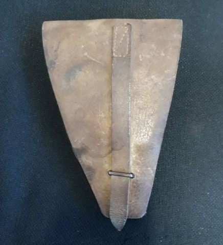 I - MILITARIA STORICA -  - REI   FONDINA PISTOLA  BERETTA M.1917 Cal. 7,65 CUOIO MARRONE CHIARO.