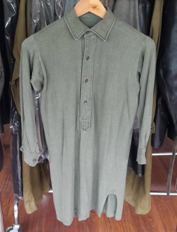 I - MILITARIA STORICA -  - HEER	CAMICIA  LANA  SENZA TASCHE � 4 BOTTONI.  	