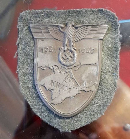 I - MILITARIA STORICA -  - HEER-SS   SCUDETTO  �KRIMSHIELD� 1941-1942	(7).