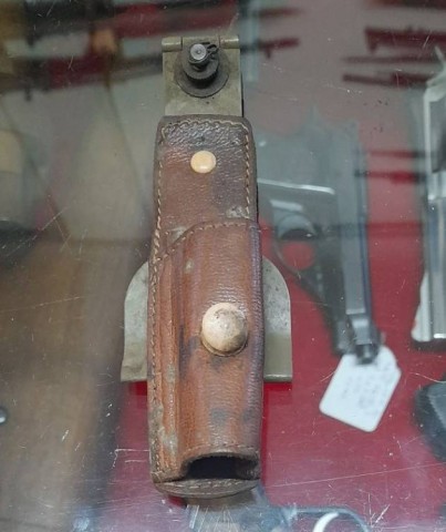 I - MILITARIA STORICA - ELMETTI (E) - E.I.     PORTAPIUMETTO  BERSAGLIERI  x  ELMO  M.33.