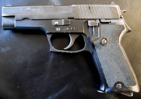 E - ARMI ATTIVE -  - SIG SAUER P220