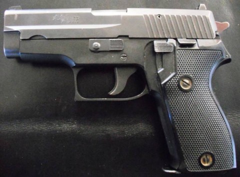 E - ARMI ATTIVE -  - SIG SAUER P225