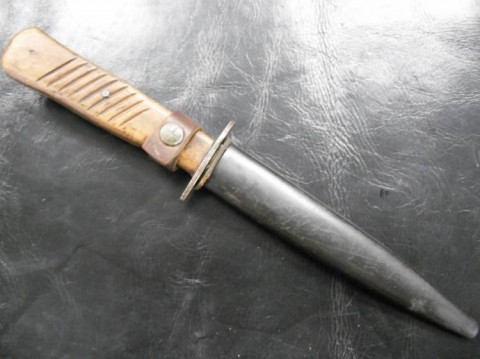 D - ARMI BIANCHE -  - KAMPFMESSER MOD. C