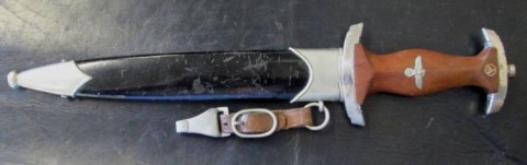 D - ARMI BIANCHE -  - DAGA NSKK M.33 (2) + SOSPENSIONE