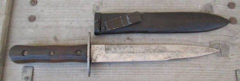 D - ARMI BIANCHE -  - PUGNALE R.E.I. M.39 UFF. (1)