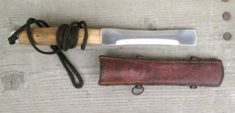 D - ARMI BIANCHE -  - PL-DDR  COLTELLO A DOPPIO FILO PARACADUTISTI ANNI �70-80.