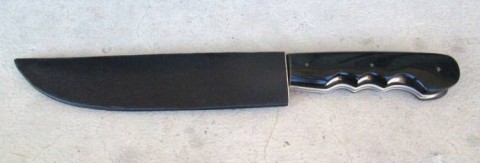 D - ARMI BIANCHE -  - PUGNALE CON IMPUGNATURA IN CORNO TIPO YATAGAN.   SEC. XX.