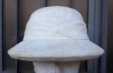 I - MILITARIA STORICA -  - CASCO COLONIALE BIANCO  COL. W-SS  �DEGLI ODDI�.