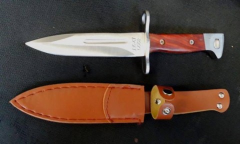 D - ARMI BIANCHE -  - BAIONETTA / PUGNALE  �AK.47  CCCP�  MOD. CORTO (26 cm.).	