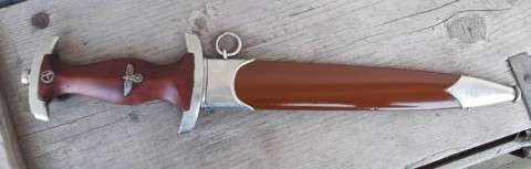 D - ARMI BIANCHE -  - DAGA S.A.  MOD. 33  (3)	