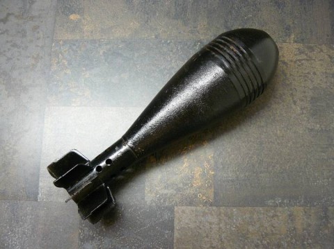 F - ARMI DISATTIVATE -  - CCCP  BOMBA DA MORTAIO  CAL. 82  I TIPO  (1).