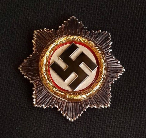 I - MILITARIA STORICA -  - WH   CROCE DI GERMANIA IN ORO    - COPIA -