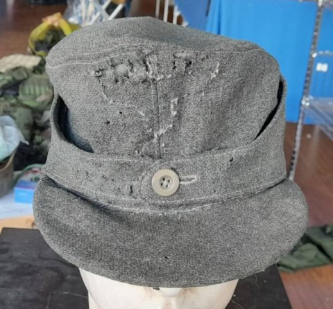 I - MILITARIA STORICA -  - HEER  BERGMUTZE  M.44  S./FREGI.