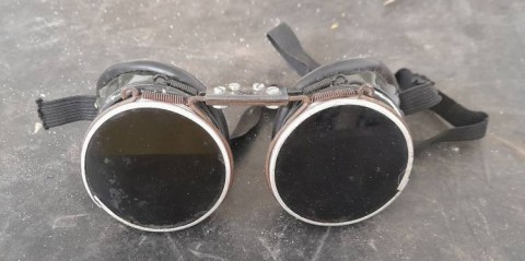 N - ESERCITO/MARINA  >1945 -  - MMI	  OCCHIALI SOMM. SALDATORE �BARUFFALDI�	.