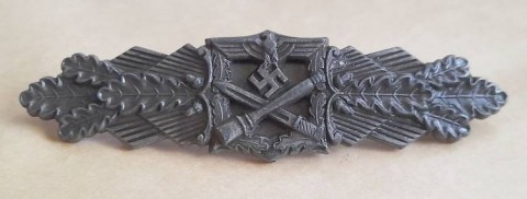 I - MILITARIA STORICA -  - DISTINTIVO  NAHKAMPFSPANGE IN BRONZE	 �F.L.L.�  (1).				480,00