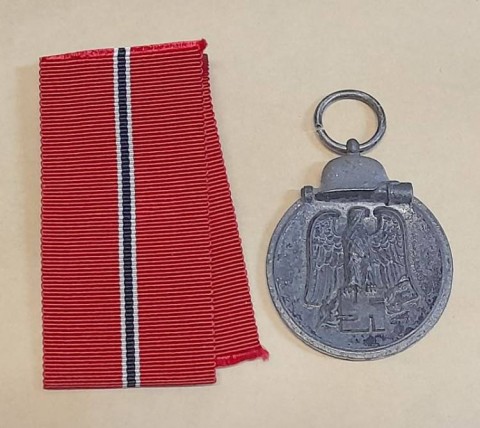 I - MILITARIA STORICA -  - WH   MEDAGLIA PER LA CAMPAGNA INVERNALE 1941/42  (3) .