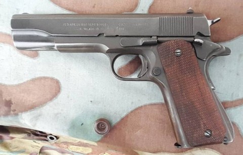E - ARMI ATTIVE -  - PISTOLA  COLT 1911 A1  (01.1944).