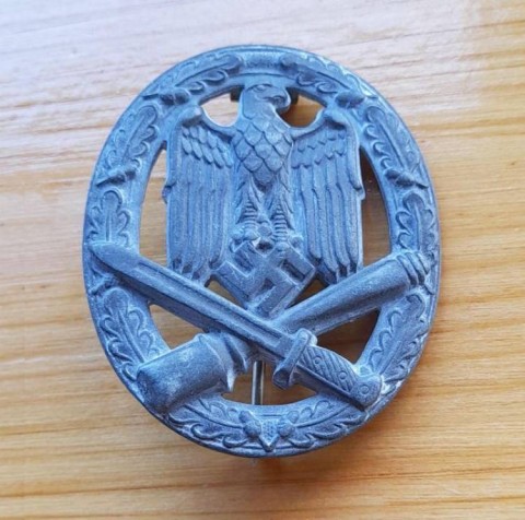 I - MILITARIA STORICA -  - DISTINTIVO   �ALLGEMEINES  STURMABZEICHEN� (3)					160,00