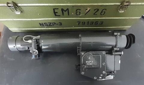 H - ACCESSORI -  - OTTICA NOTTURNA MILITARE  NSZP-3 (x Serie AK � SVD) + CASSA IN METALLO.
