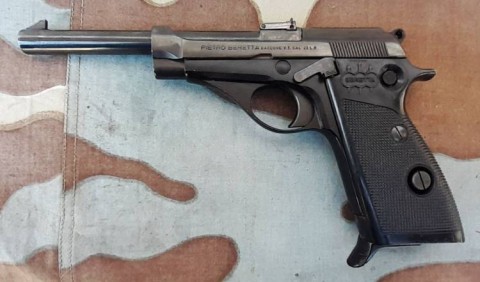 F - ARMI DISATTIVATE -  - PISTOLA  BERETTA M.74 MOSSAD  CAL. 22 LR.