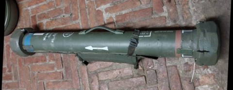 F - ARMI DISATTIVATE -  - TUBO LANCIARAZZI CONTROCARRO �MILAN�.	