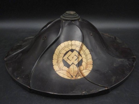 C - ARMI ANTICHE -  - 040    JINGASA DA SAMURAI CON NERVATURE.  MON.  PERIODO EDO.